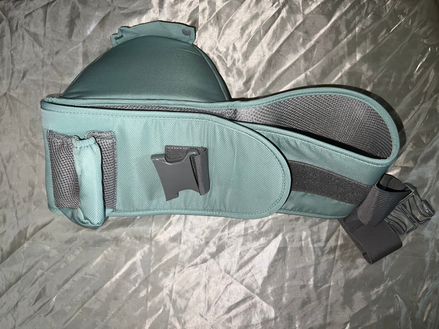 Ultra Supportive Baby Carrier with Hip Seat