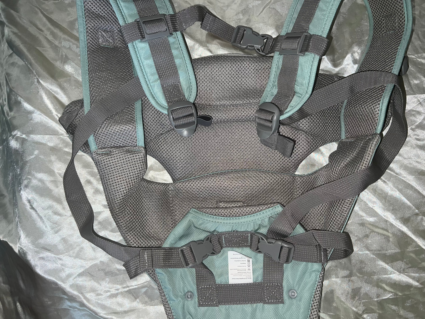 Ultra Supportive Baby Carrier with Hip Seat