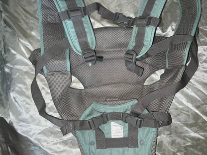 Ultra Supportive Baby Carrier with Hip Seat