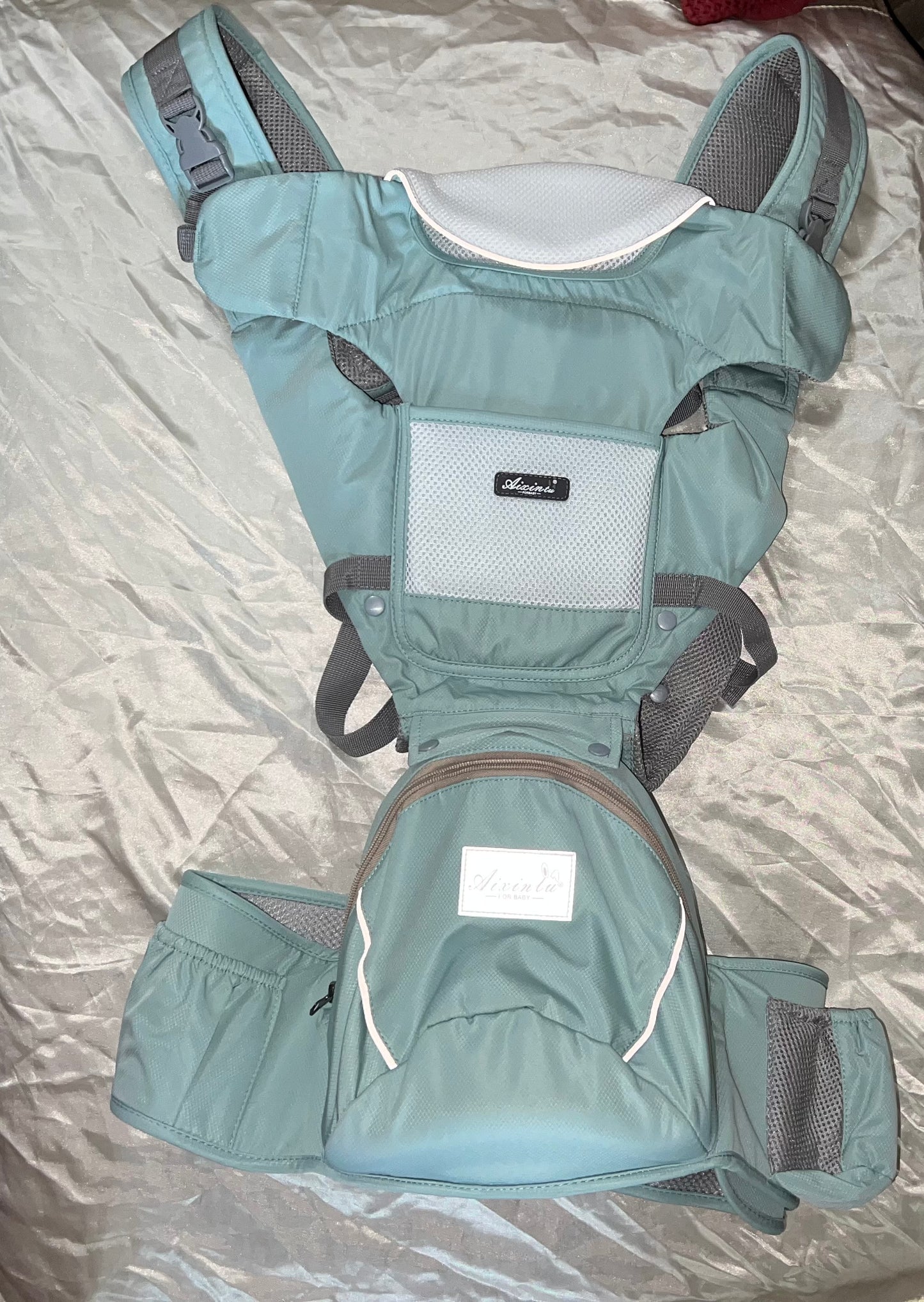 Ultra Supportive Baby Carrier with Hip Seat